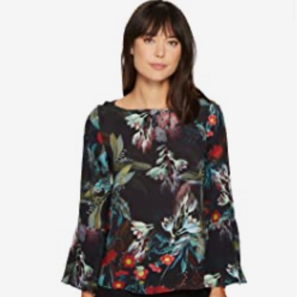 Karen Kane Bell Sleeve Blouse sz small